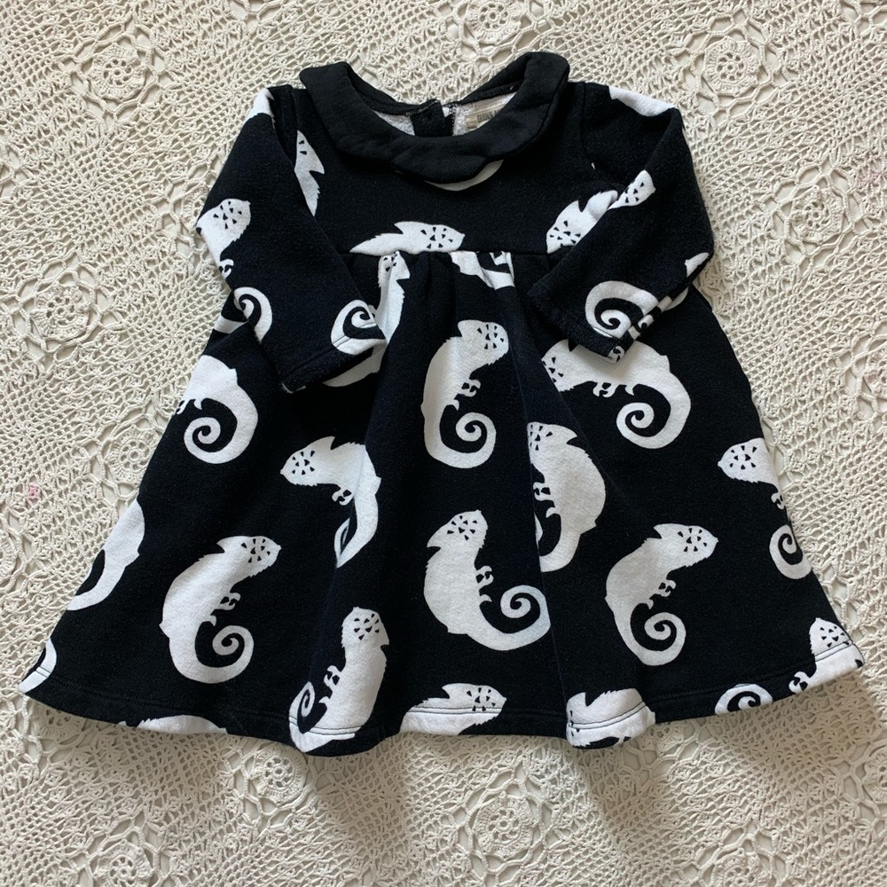 Quinn and Fox Dress Fleece Black White Chameleon - Picture 2 of 8